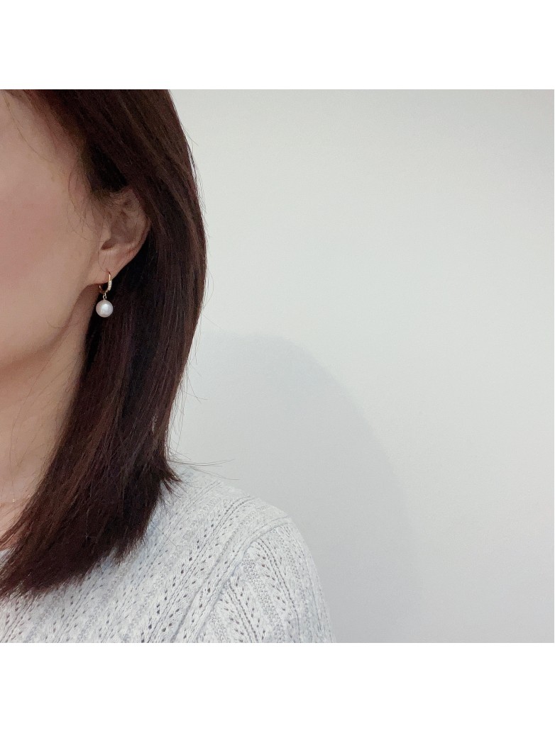 BOUCLE D'OREILLE PERLE AKOYA 8.5-9MM OR18K 2