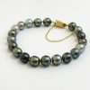 Bracelet en or 20 Perles de Tahiti nouées “Tania”