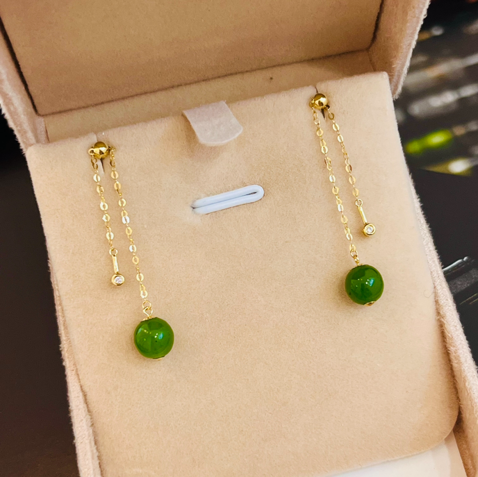 Boucle D’oreille Or et Diamant Jade de 8mm