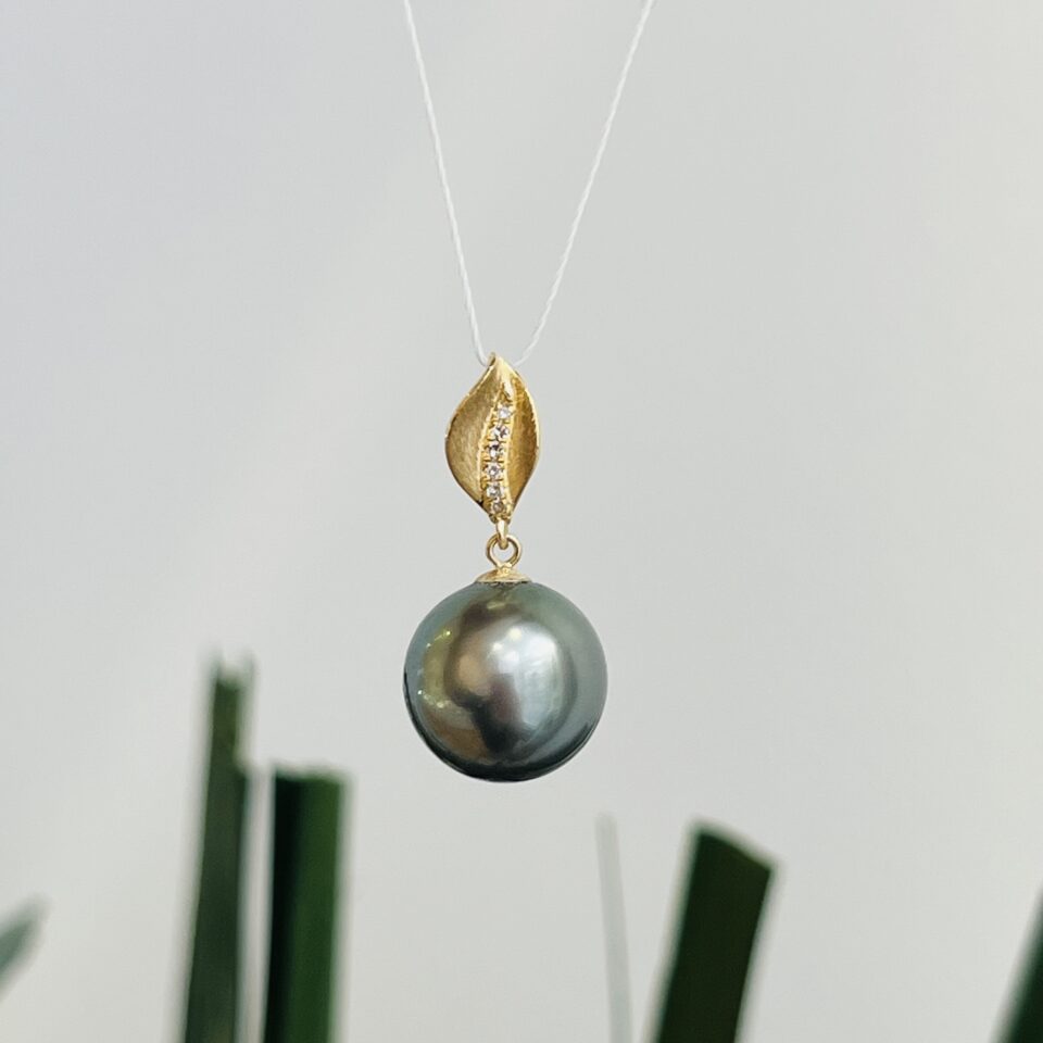 Pendentif OR18k et diamant perle Tahiti