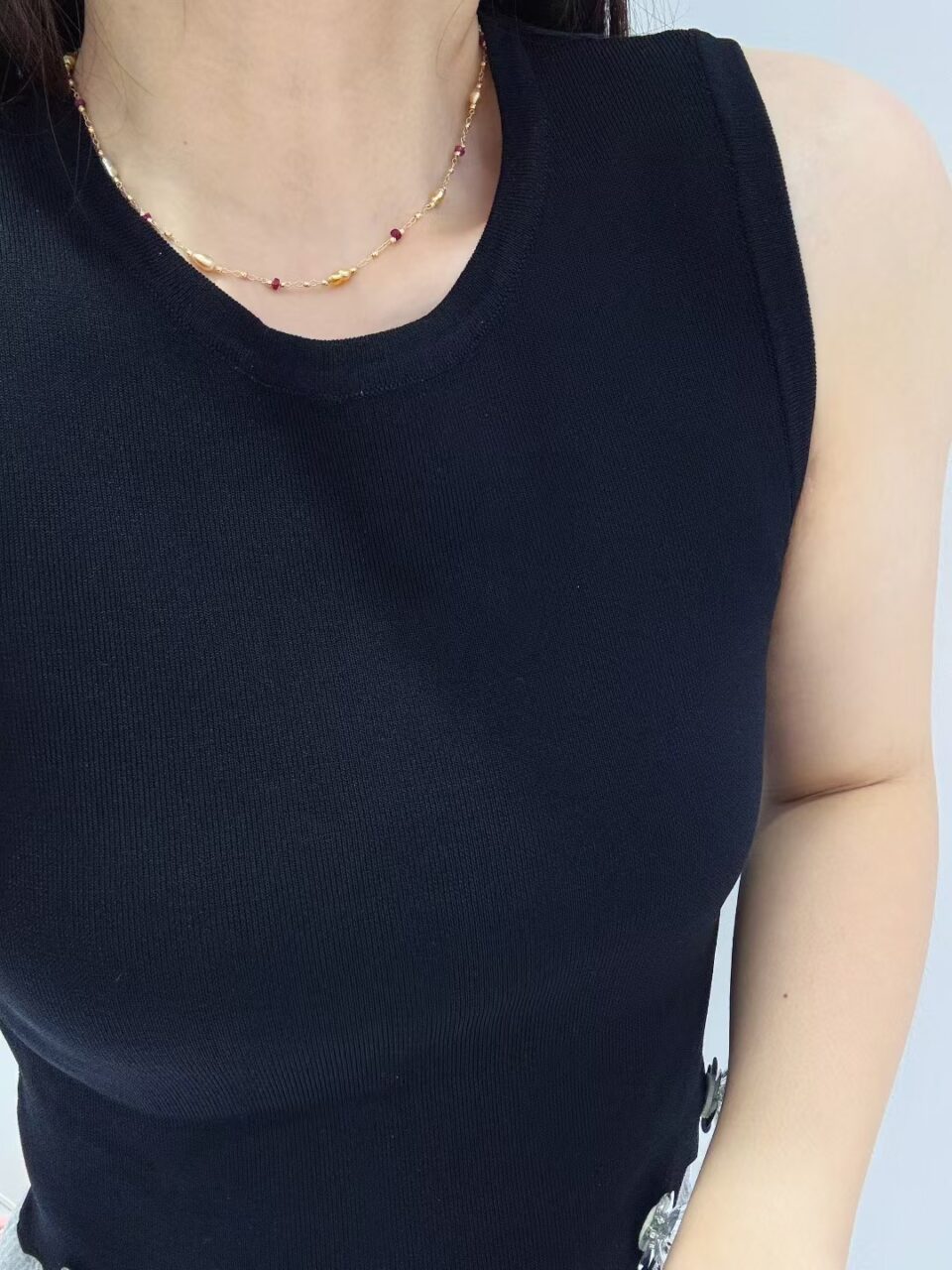 collier en or avec perle d'australie irrégulière