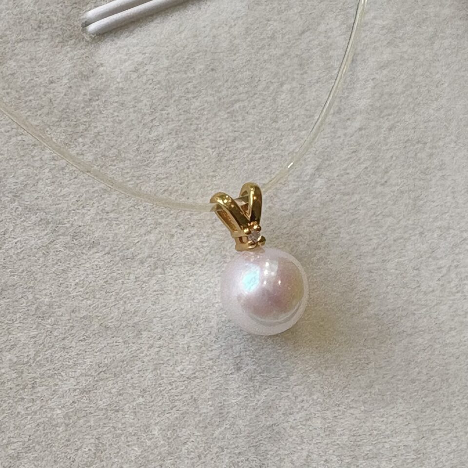 Pendentif "Victoire" - Perle du Japon AAA Monture Or 750/1000 & Diamant