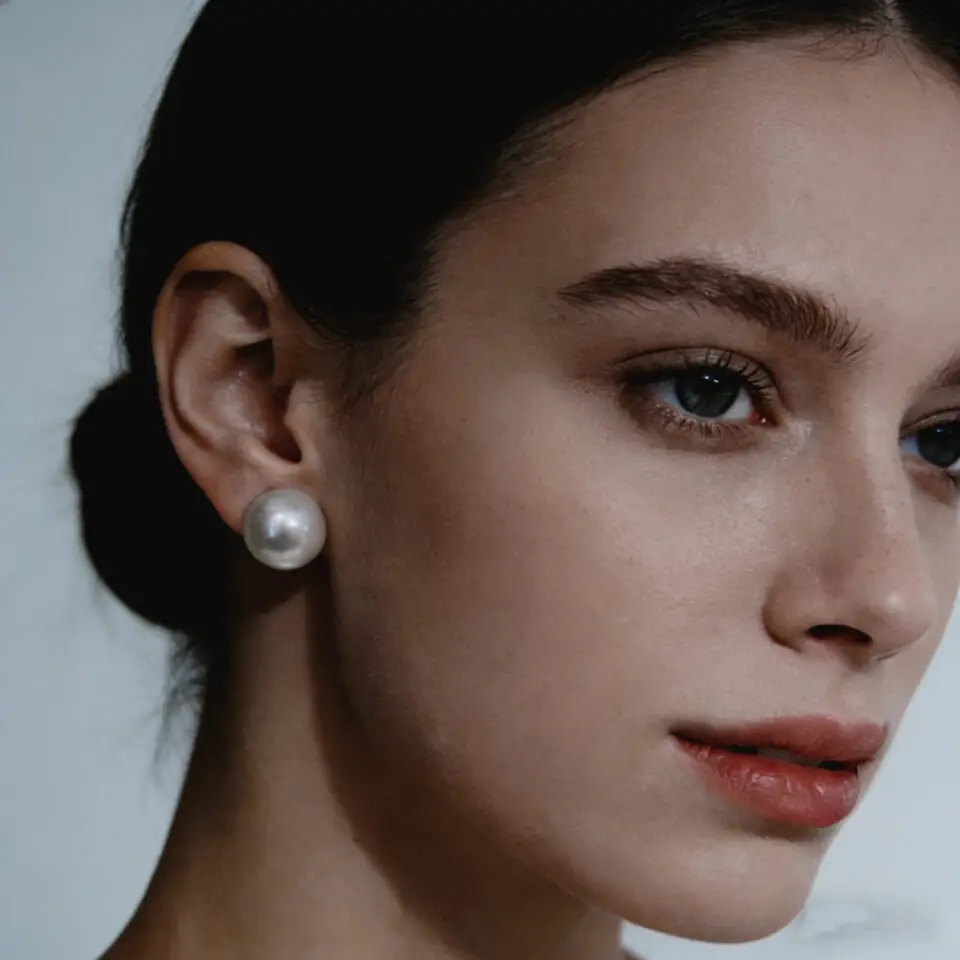 Boucle d'oreille  perle 11-12mm naturel or blanc 18k