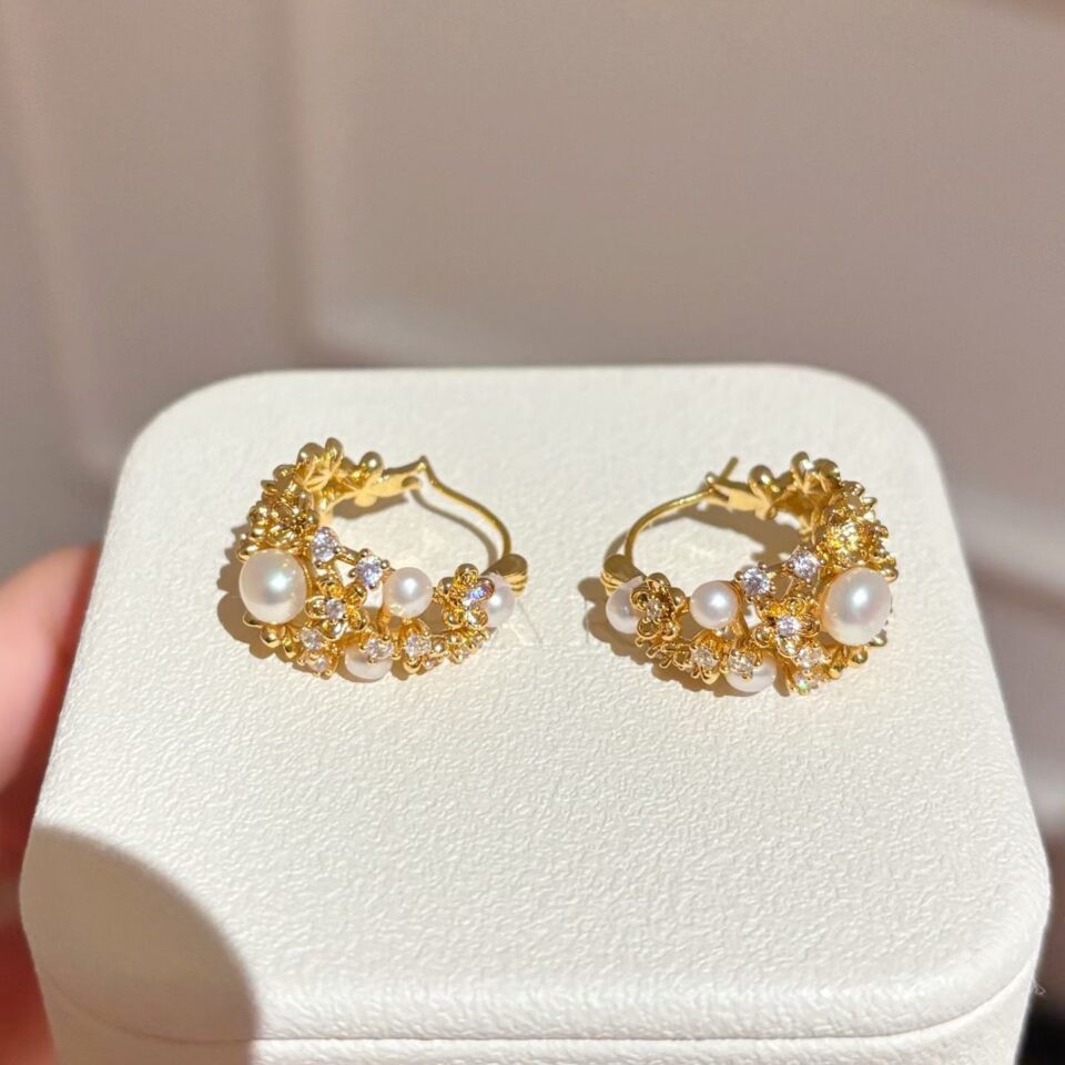 boucle d'oreille plaqué or