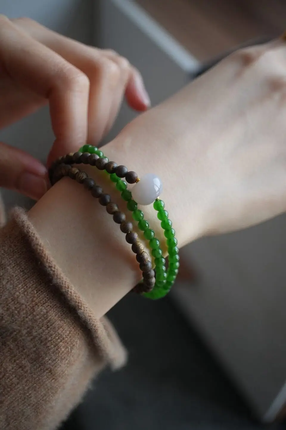 Bracelet Luxe 3 Rangs – Jade Naturel AAA & Bois d’Agar