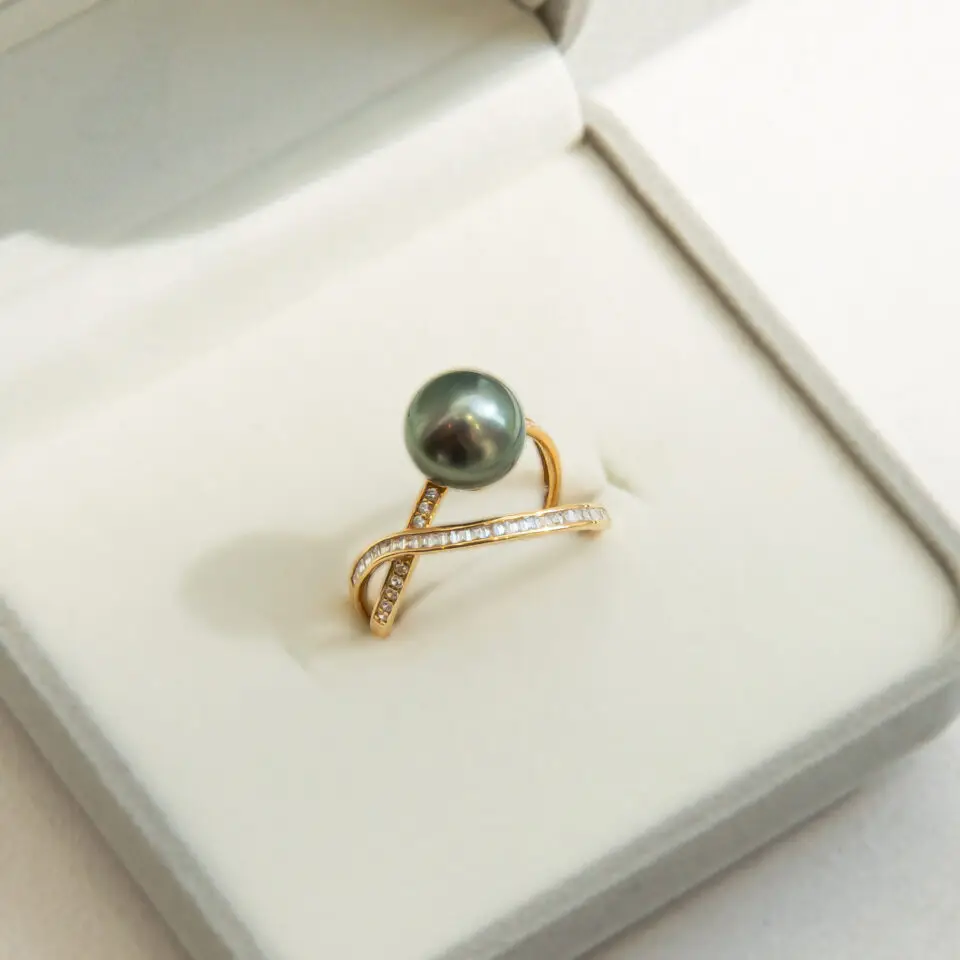 Bague en Or 750/1000e avec Perle de Tahiti "Melis"