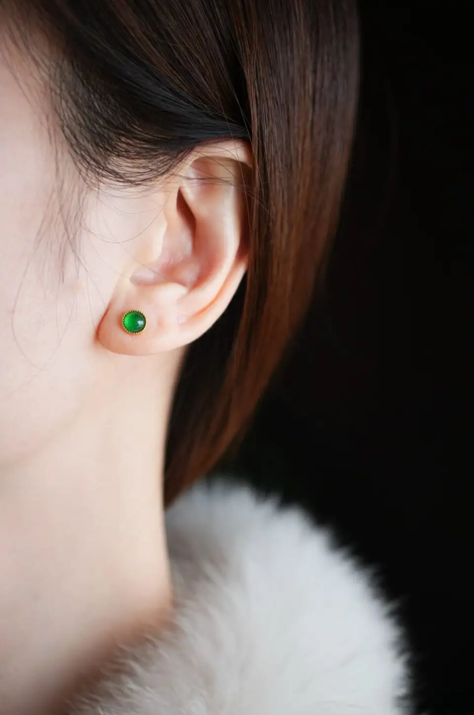Boucles d'oreilles puces en jade vert et argent doré 925 – Éclat précieux