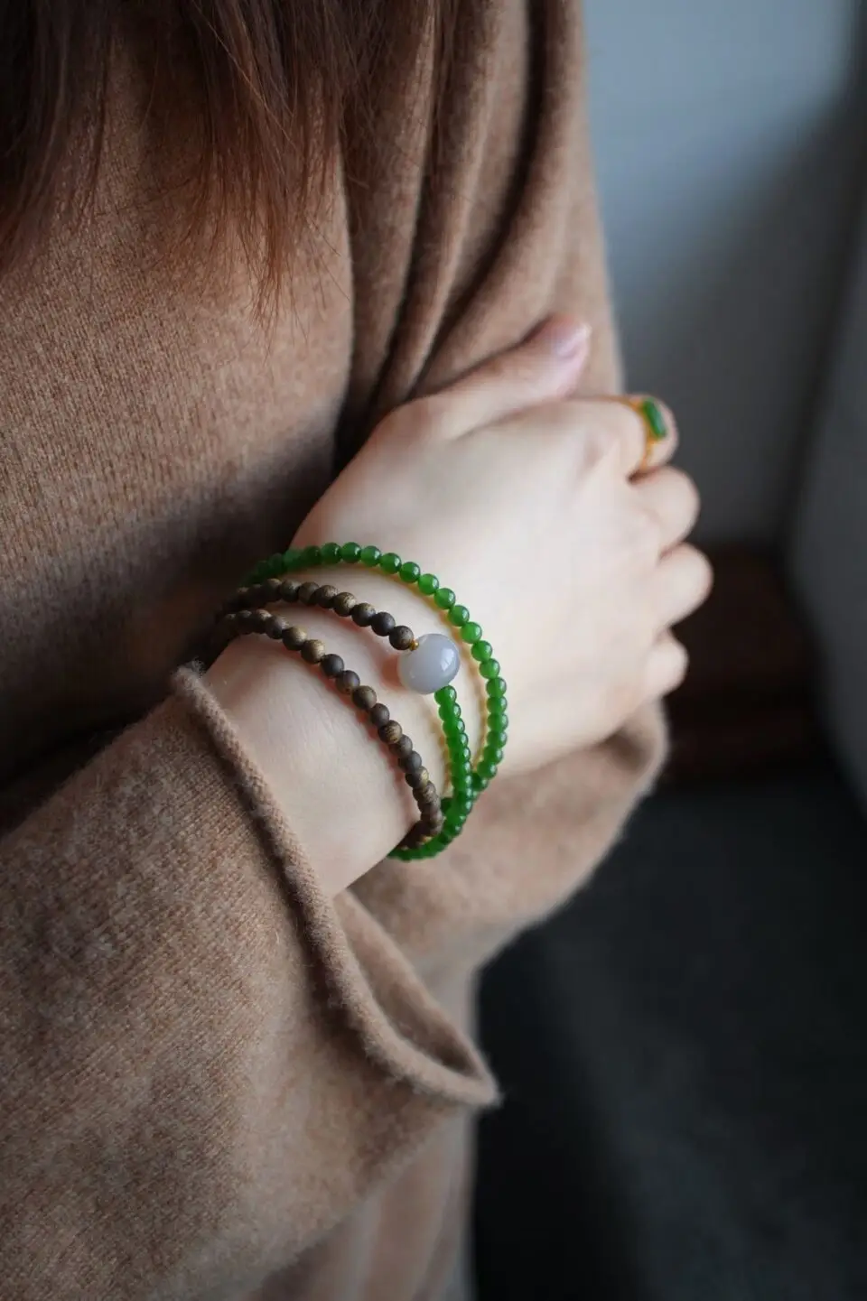 Bracelet Luxe 3 Rangs – Jade Naturel AAA & Bois d’Agar