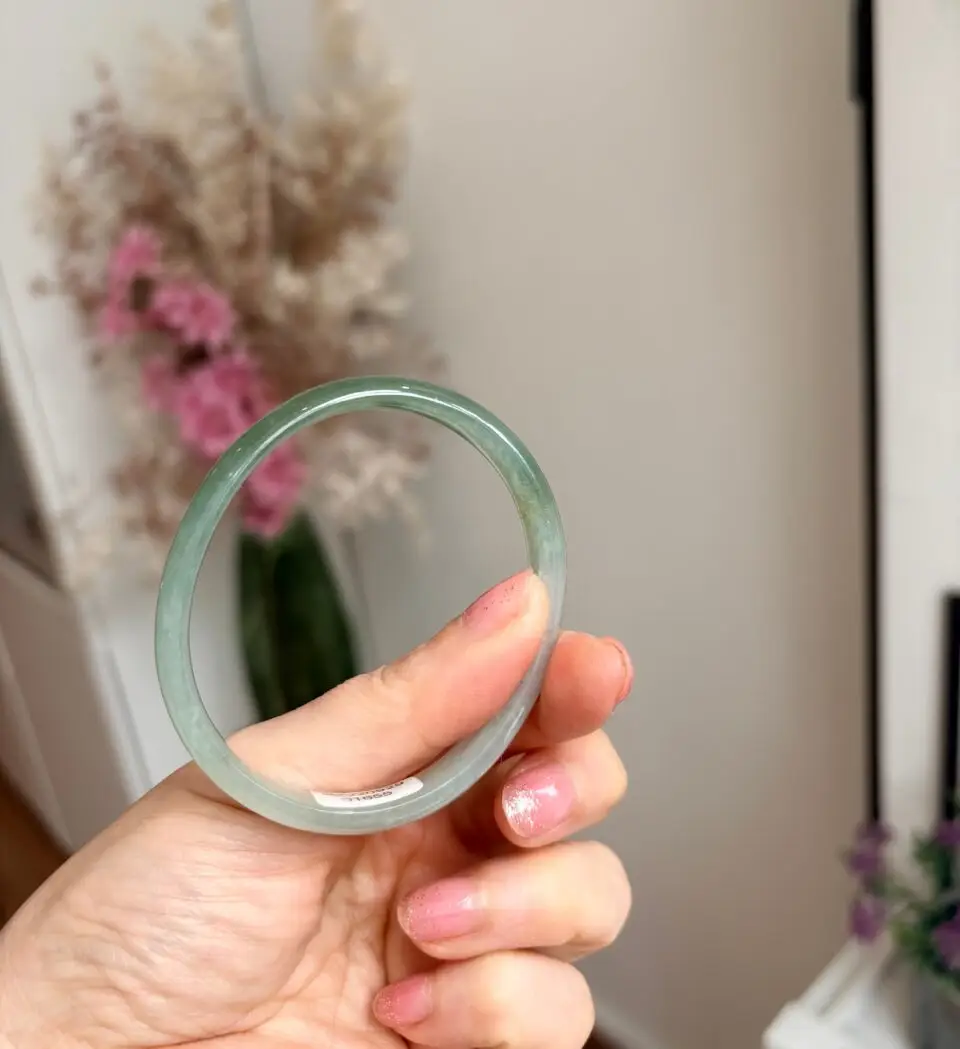 Jonc de jade véritable ovale 59mm – Pièce d'exception