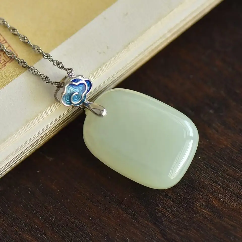 pendentif-jade-hetian-haute-qualite-face