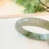 jonc de haute qualité avec jade non traité non teinté 