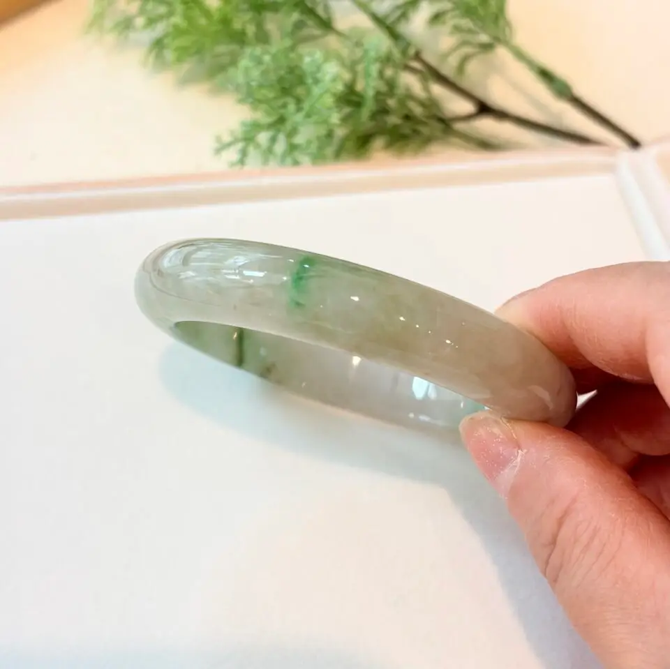 jonc de jade de 58.3mm de diamètre