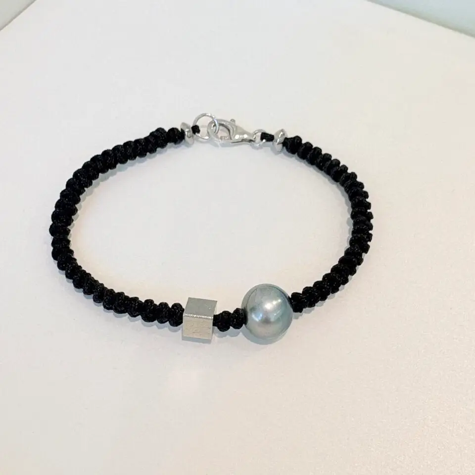 Bracelet Homme Perle Tahiti  "Carré d'Acier, Perle d'Exception"