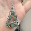 collier argent et jade orné d'oxyde de zyrconium 